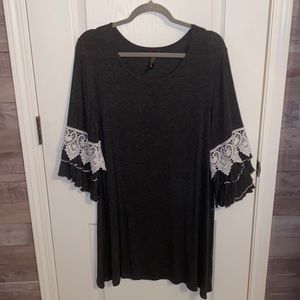 Tunic Top With Lace Ruffle Sleeves